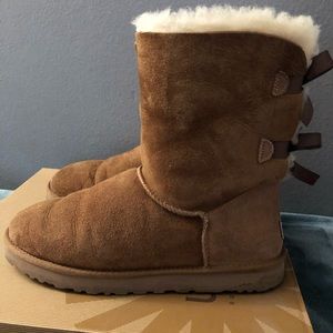 UGG Boots Bailey Bow W
